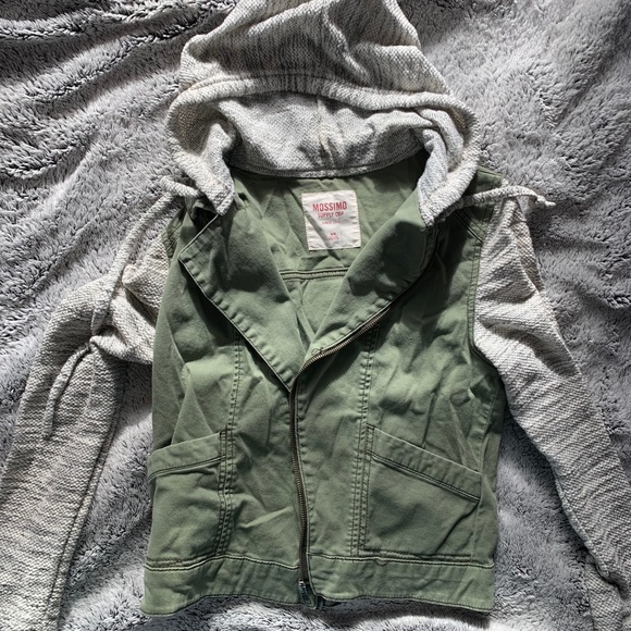 Jacket - Picture 1 of 2